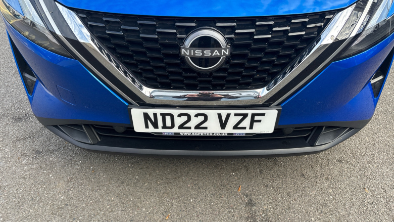 Nissan Qashqai 1.3 DiG-T MH Acenta Premium 5dr Petrol Hatchback